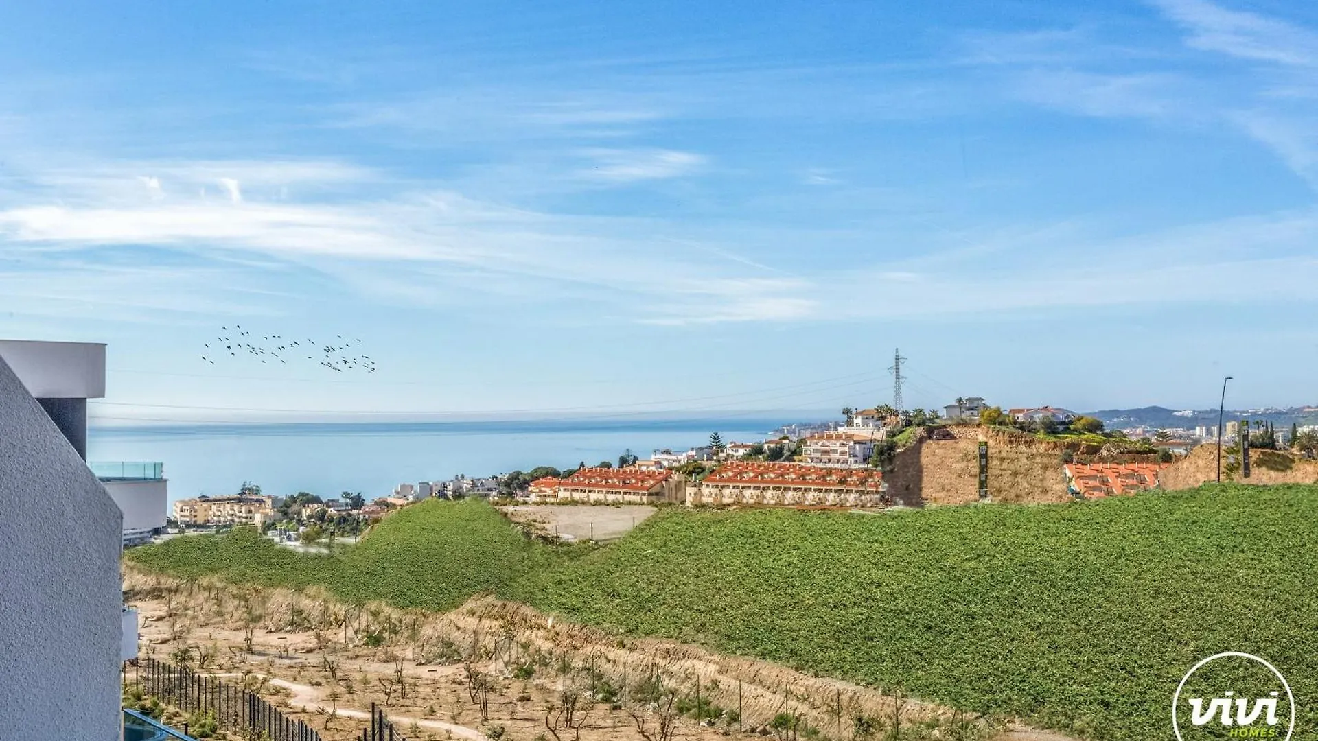 Vivi Homes - Carma Pool, Terrace, Garden & Beach Fuengirola Apartment