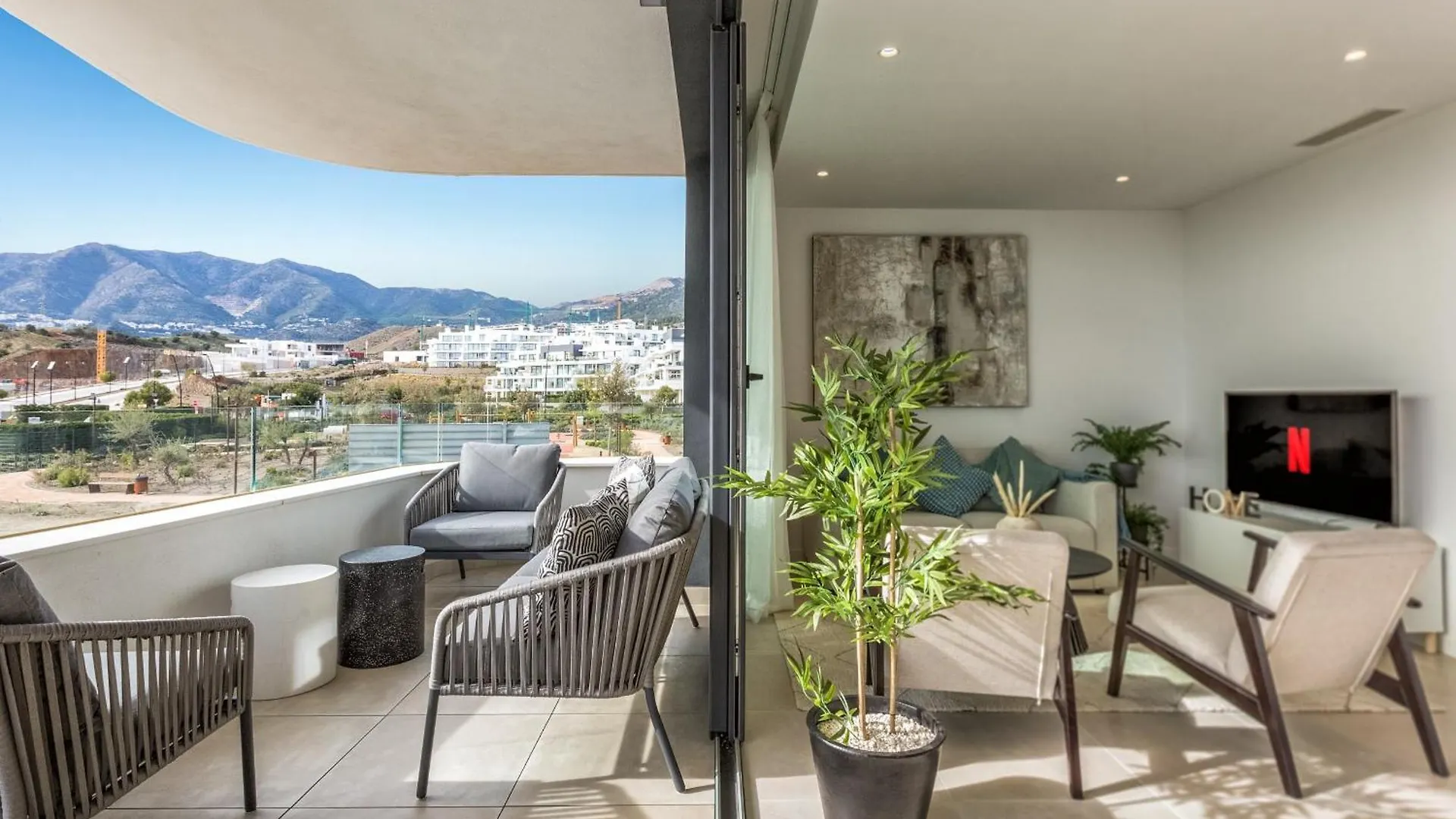 Apartment Vivi Homes - Carma Pool, Terrace, Garden & Beach Fuengirola